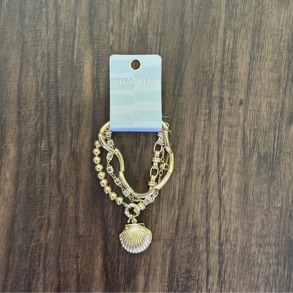 Anthropologie Gold Bracelet Set with Shell Charm - Picture 8 of 11
